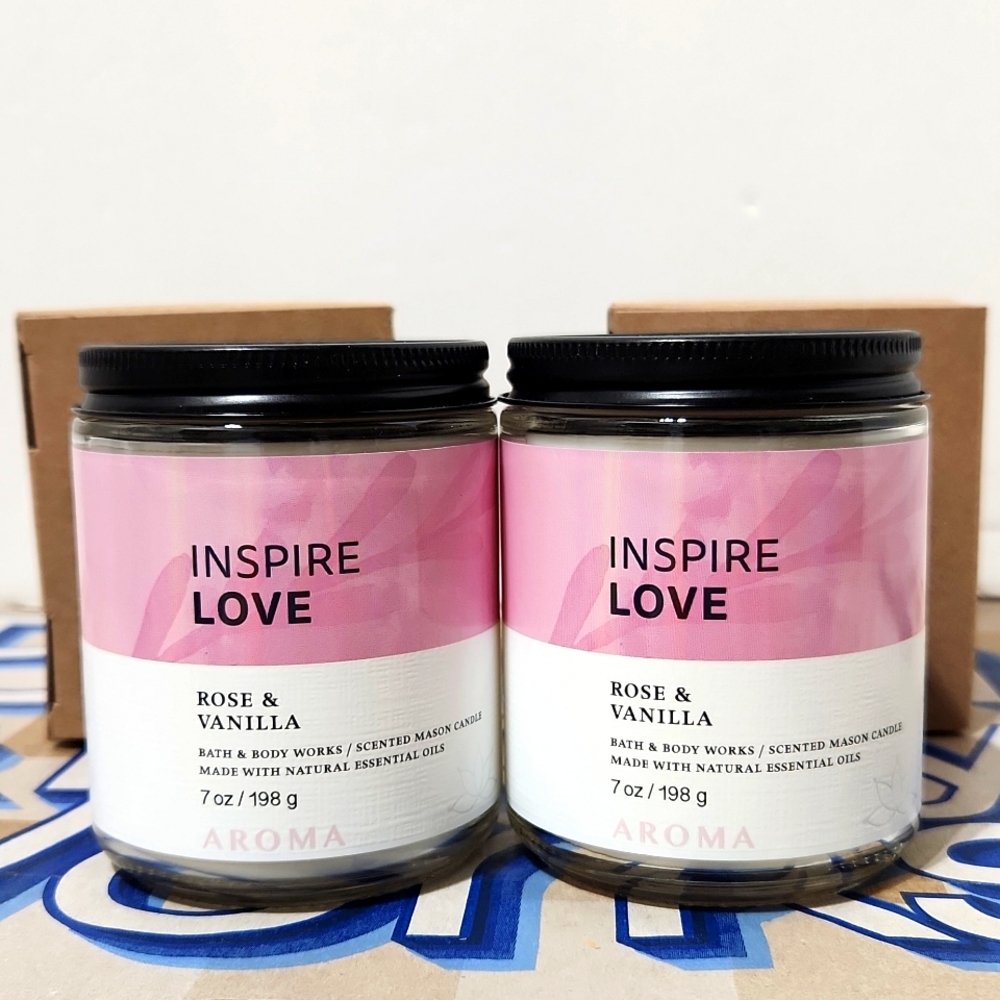 Bath & Body Works Aromatherapy Rose & Vanilla 7oz Single Wick Candle X2